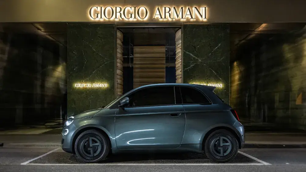 Fiat 500e Giorgio Armani Collector's Edition